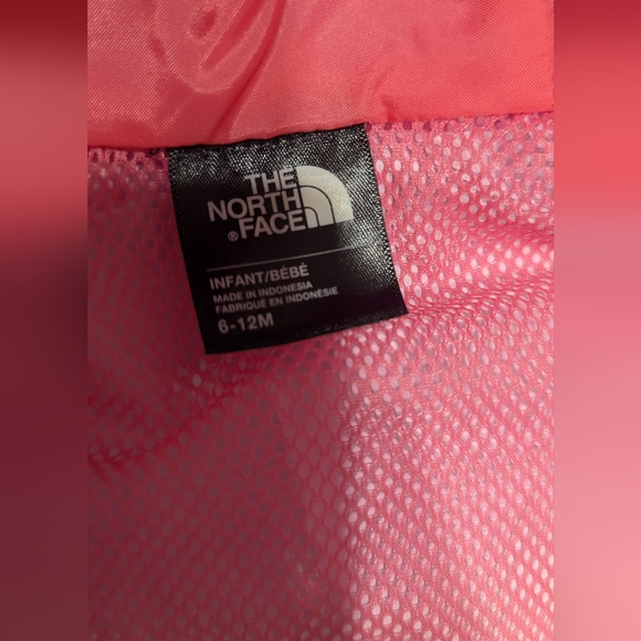 The North Face Tailout Rain Jacket 6-12 month - Picture 3 of 3